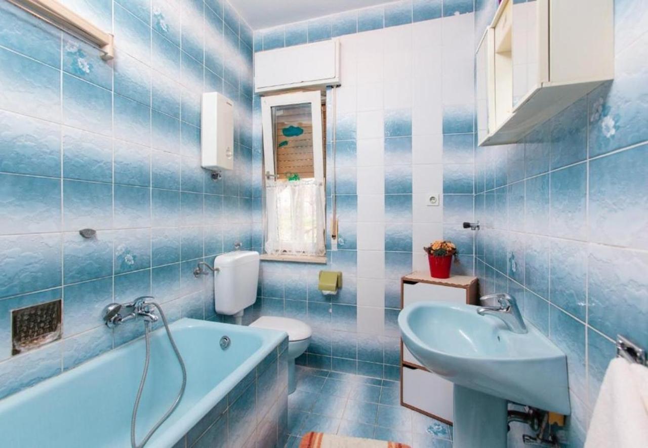 Apartment Knez 1 - 50 M From Beach 珀德垂那 外观 照片